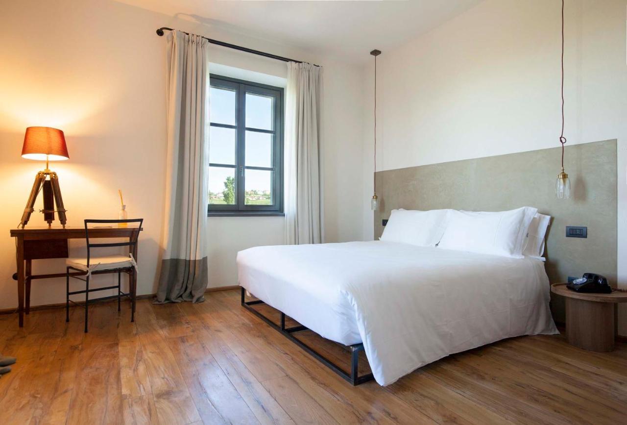 Dai Gresy - In Langa Guest House Treiso Eksteriør bilde